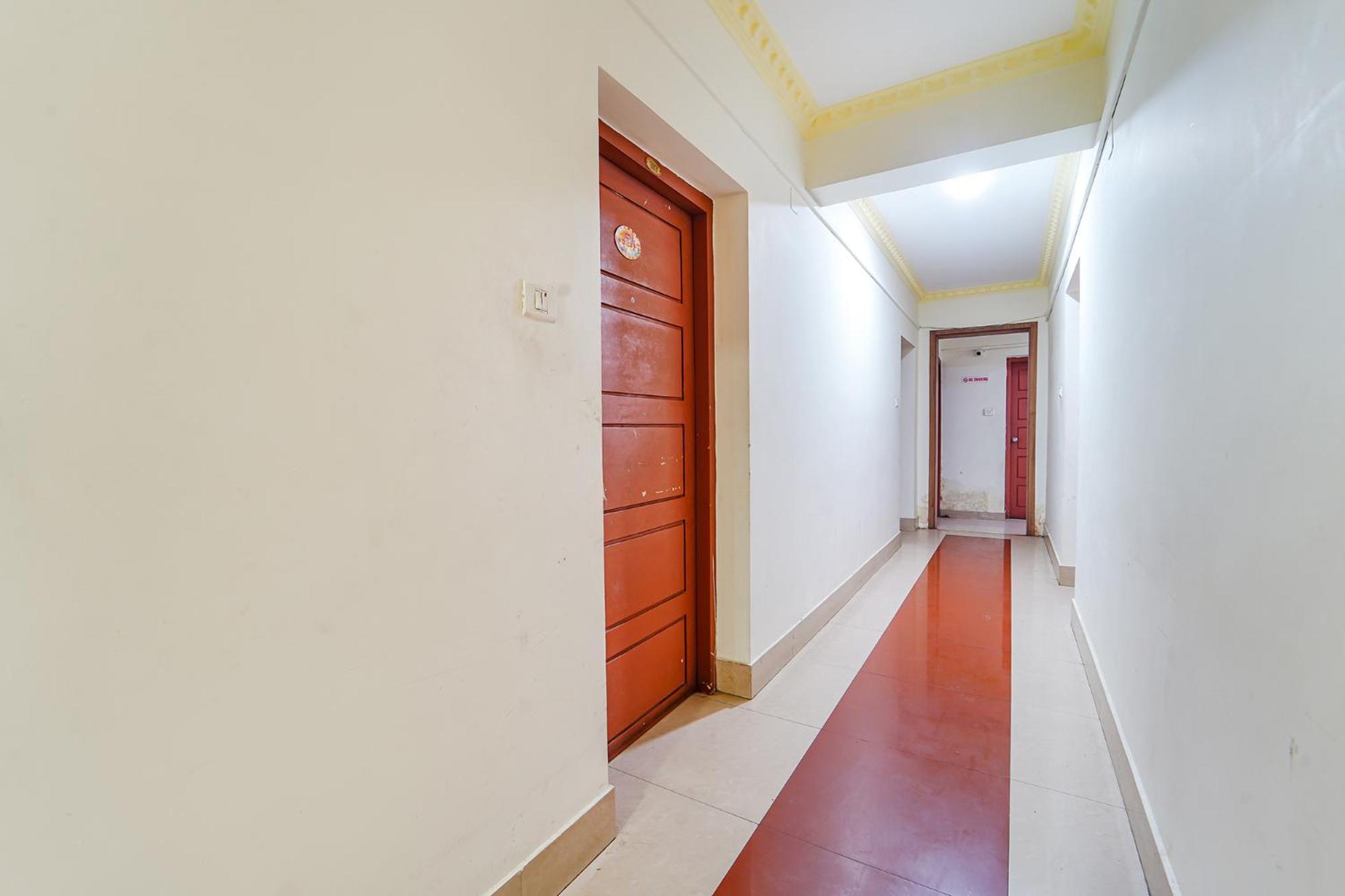 Fabexpress Majestic Inn Thiruvananthapuram Екстериор снимка
